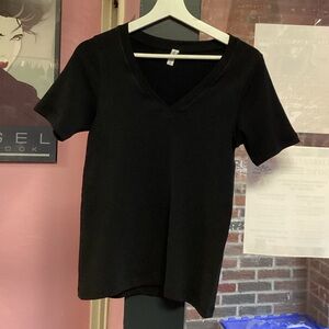 Athleta Black Ribbed V-Neck Tee